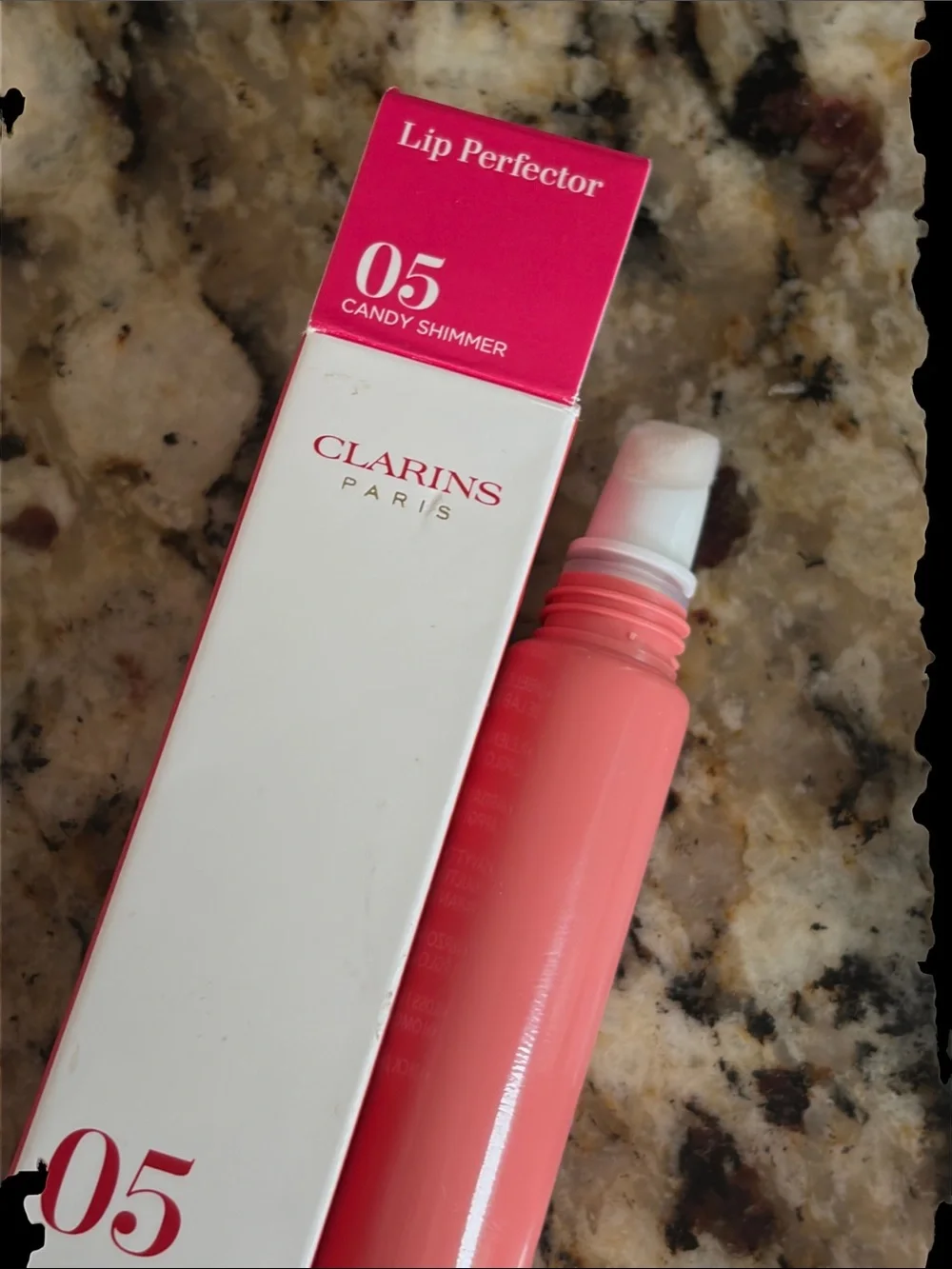 ⚡️🖤Clarins Candy Shimmer Lip Perfector
